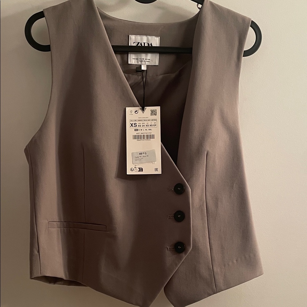 Zara Women's Brown Buttoned Vest
